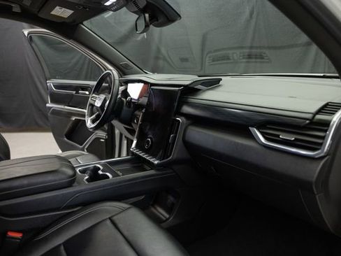 Used 2024 GMC Acadia Elevation AWD/4WD image 19
