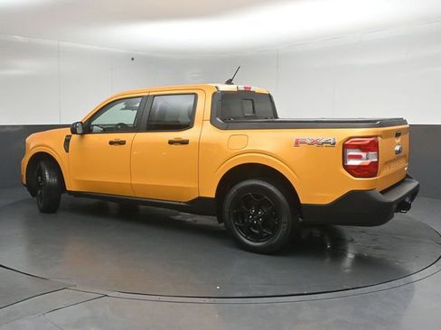 Certified 2022 Ford Maverick XLT w/ Equipment Group 300A Standard image 5