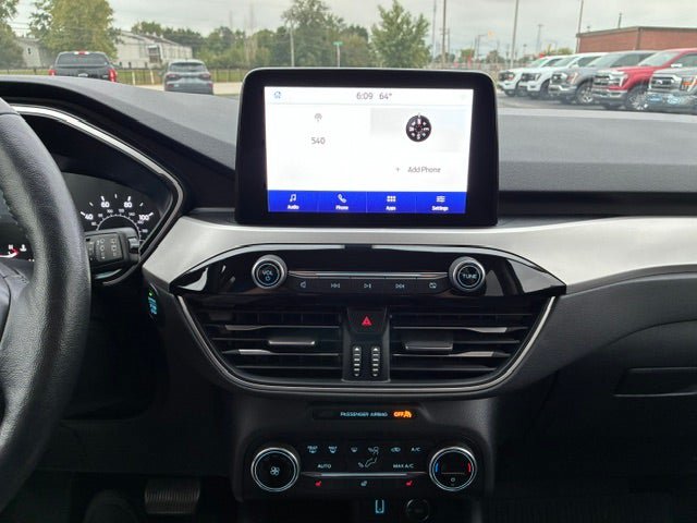 Used 2020 Ford Escape SEL FWD image 21