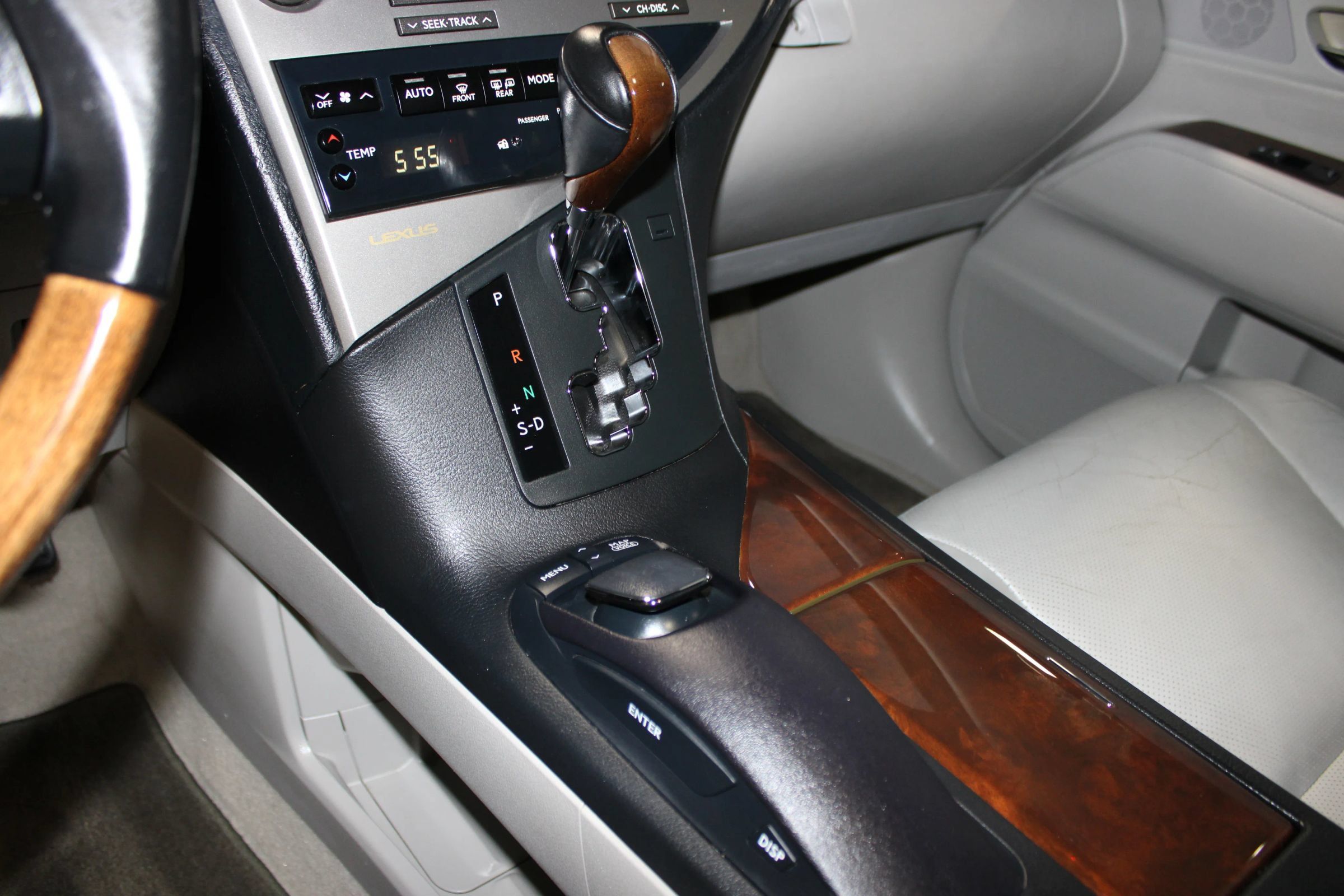Used 2012 Lexus RX 350 FWD w/ Premium Pkg image 20