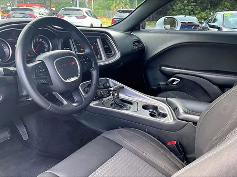 Used 2019 Dodge Challenger SXT RWD image 13