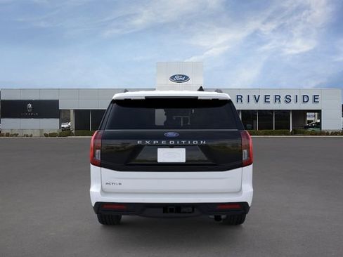 New 2026 Ford Expedition Active RWD image 5