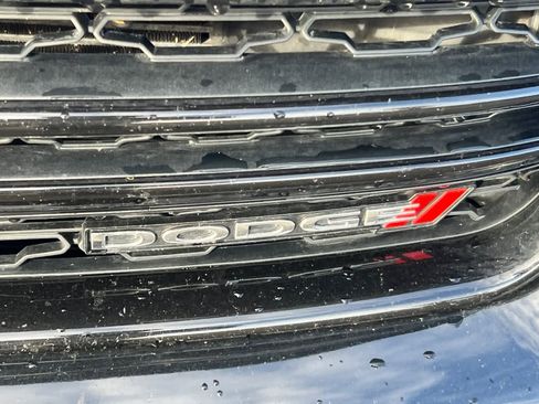 Used 2020 Dodge Charger SXT image 10