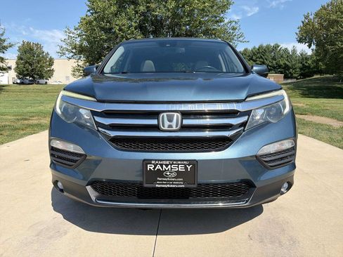 Used 2016 Honda Pilot Touring image 9