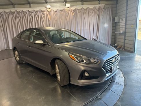 Used 2018 Hyundai Sonata SE image 3