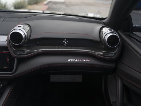 Certified 2018 Ferrari GTC4Lusso image 38