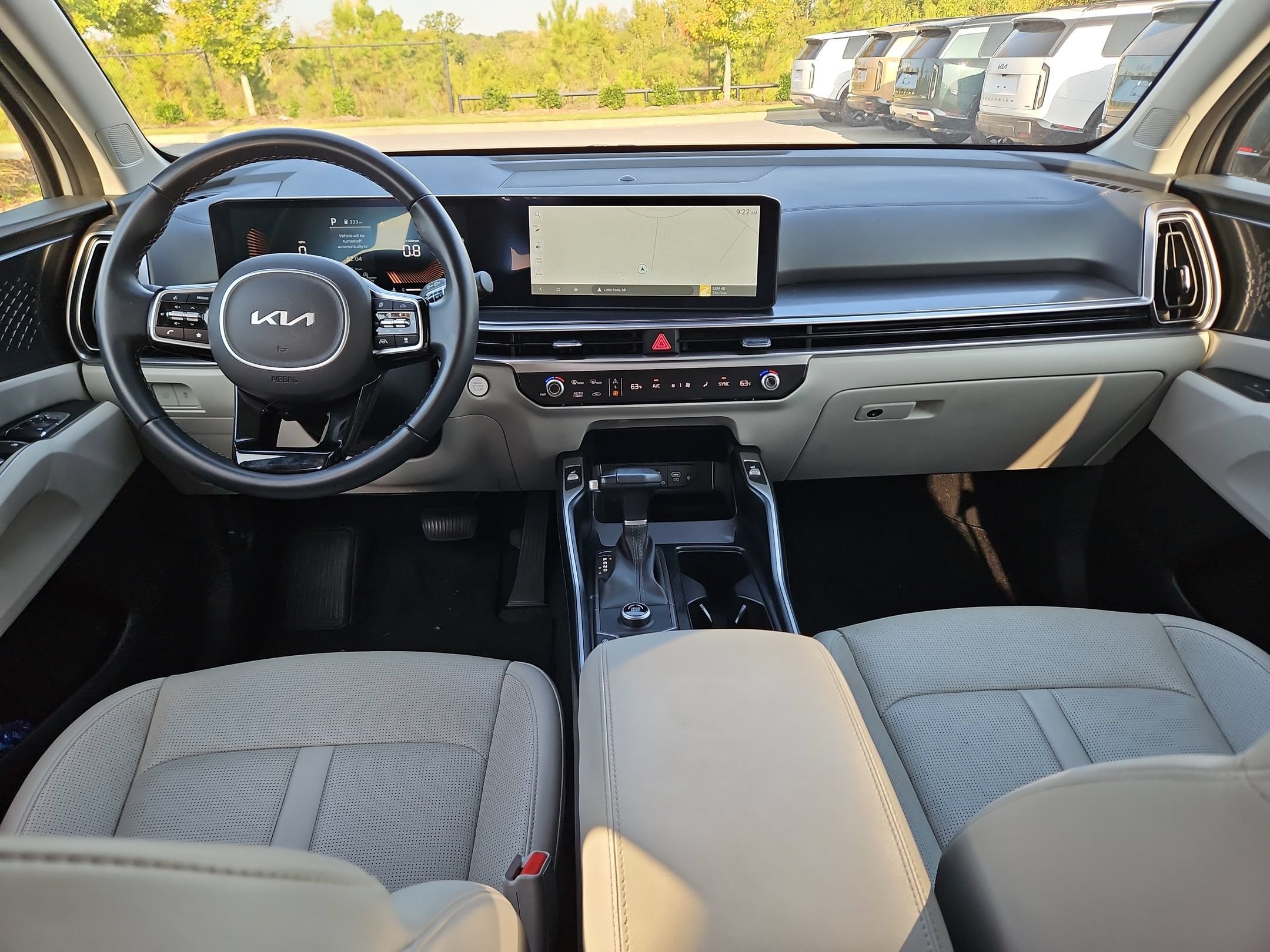 Used 2025 Kia Sorento EX w/ Panoramic Sunroof Package FWD image 10