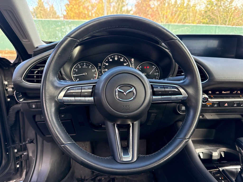 Used 2021 MAZDA MAZDA3 s FWD image 10