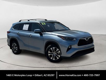 Used 2022 Toyota Highlander XLE