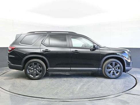 New 2026 Honda Pilot Sport image 11