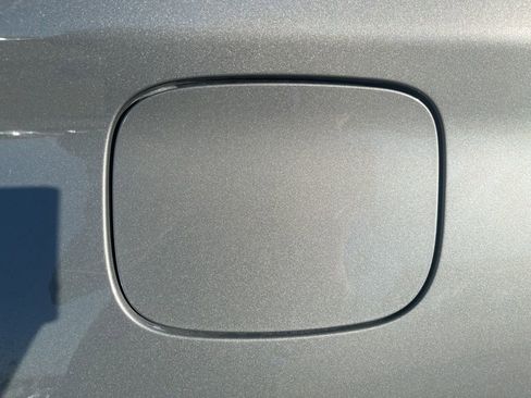 Used 2020 Ford Explorer XLT w/ Equipment Group 202A image 18