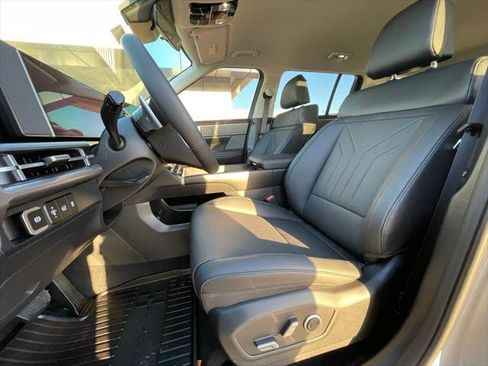 New 2026 Hyundai Santa Fe SEL FWD image 10