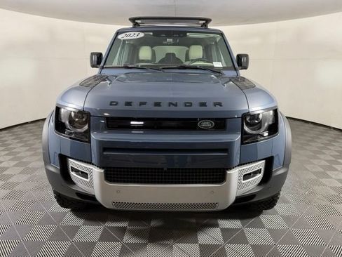 Used 2023 Land Rover Defender 110 S AWD/4WD image 10