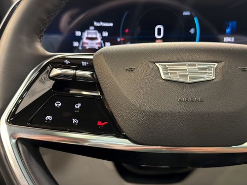 Used 2026 Cadillac Vistiq Luxury AWD/4WD image 24