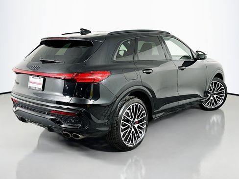 Used 2025 Audi SQ5 Prestige w/ Prestige Package AWD/4WD image 14