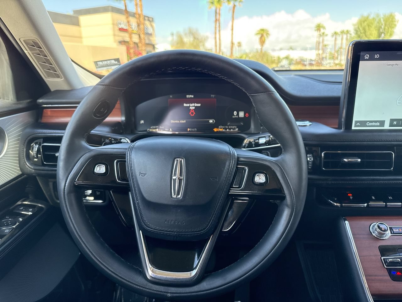 Used 2024 Lincoln Aviator Reserve w/ Equipment Group 201A RWD image 26