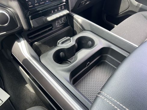 Used 2023 RAM 1500 Big Horn AWD/4WD image 25