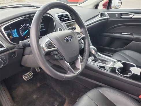 Used 2014 Ford Fusion Titanium image 18