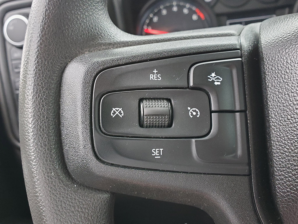 Used 2023 Chevrolet Silverado 1500 Custom AWD/4WD image 23