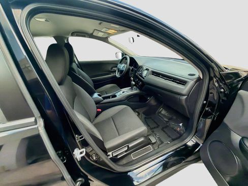 Used 2022 Honda HR-V LX image 30
