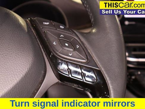 Used 2021 Toyota C-HR Limited FWD image 17