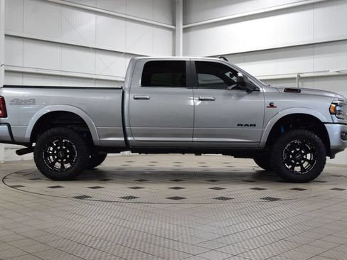 Used 2022 RAM 2500 Limited AWD/4WD image 9