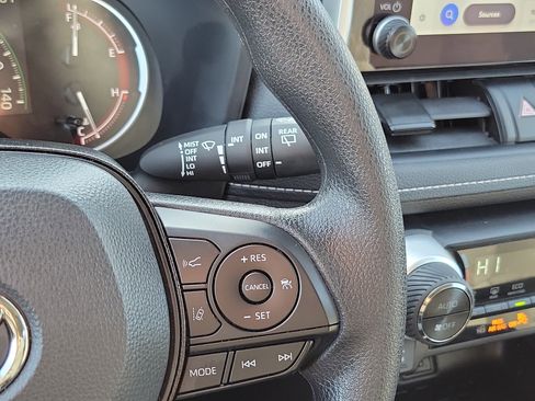 Certified 2025 Toyota RAV4 XLE image 26