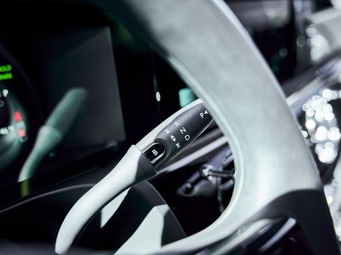 Used 2025 Rolls-Royce Spectre w/ Leather Finishing Pack image 57