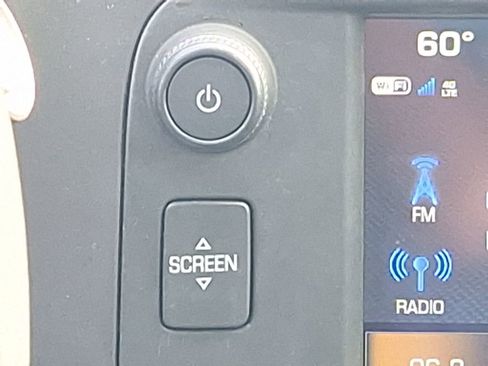 Certified 2018 Chevrolet Corvette Stingray Coupe w/ Z51 1LT image 37