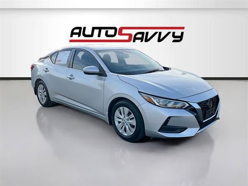 Used 2023 Nissan Sentra S image 1