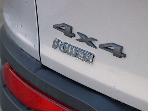 Used 2018 Jeep Cherokee Trailhawk AWD/4WD image 14