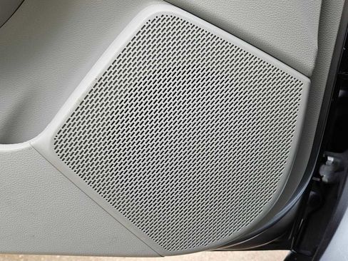 Used 2025 Kia Soul LX image 19