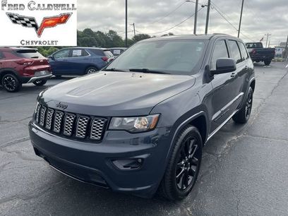 Used 2018 Jeep Grand Cherokee Altitude
