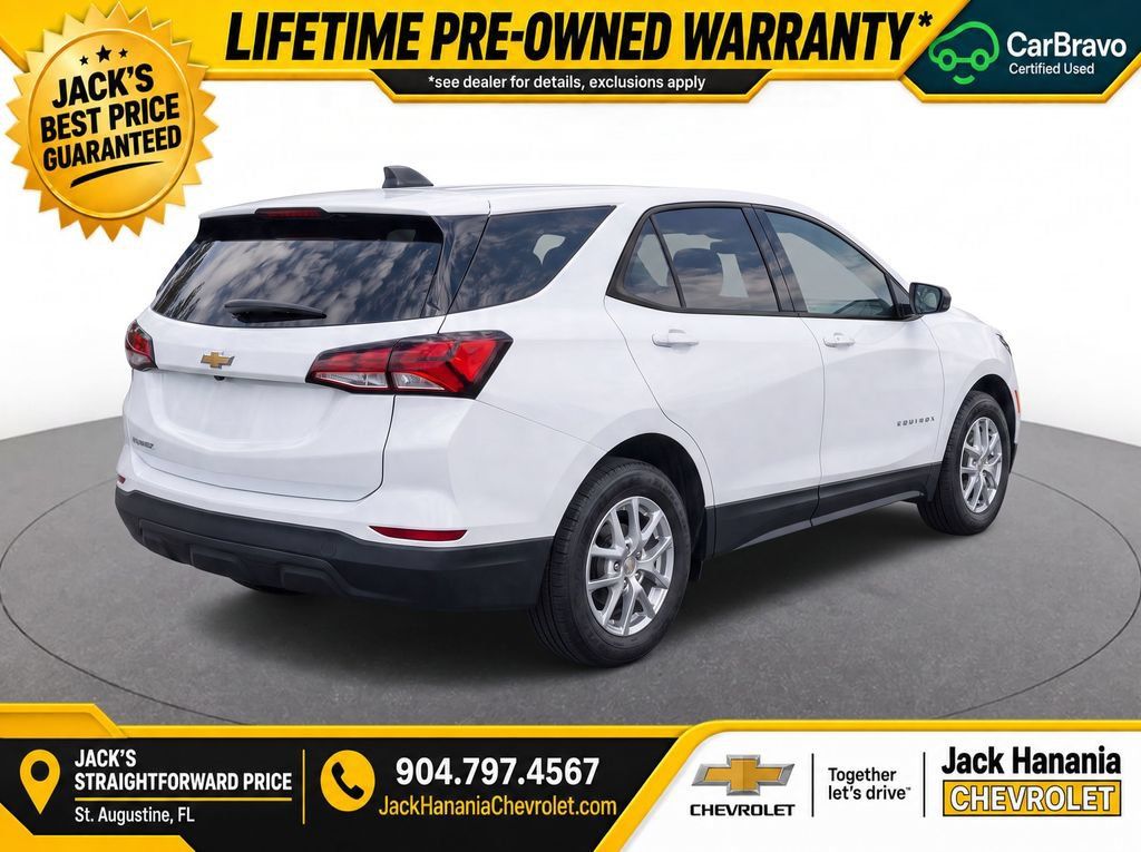 Used 2023 Chevrolet Equinox LS w/ LS Convenience Package FWD image 4