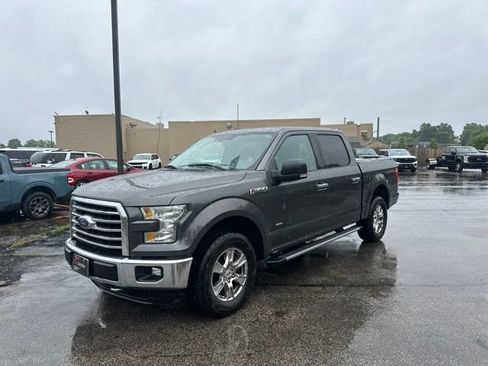 Used 2015 Ford F150 XLT w/ Equipment Group 302A Luxury AWD/4WD image 1