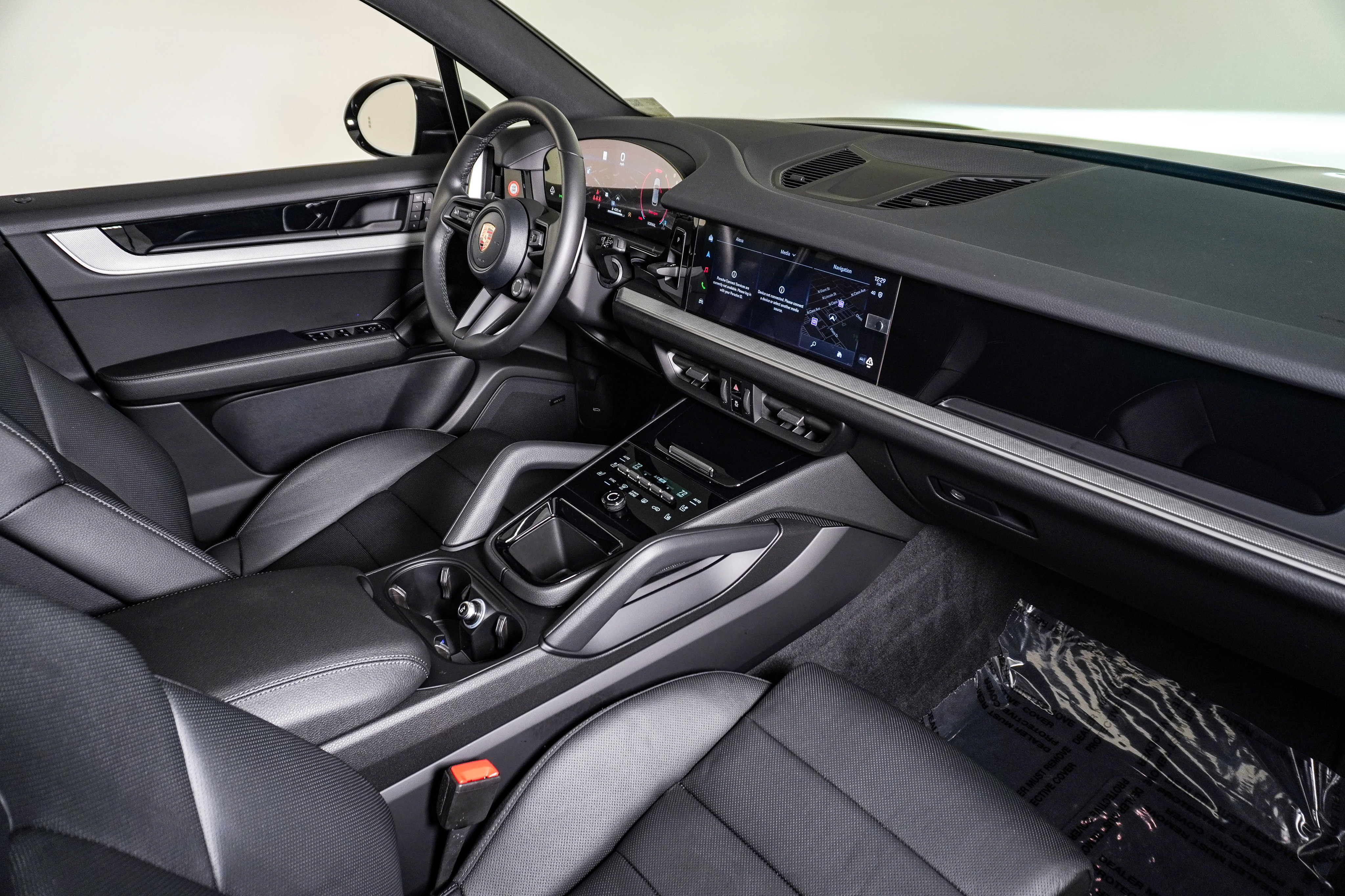 Certified 2026 Porsche Cayenne AWD/4WD image 14