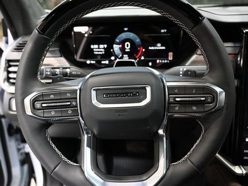 New 2026 GMC Acadia Denali Ultimate w/ LPO, Floor Liner Package image 24