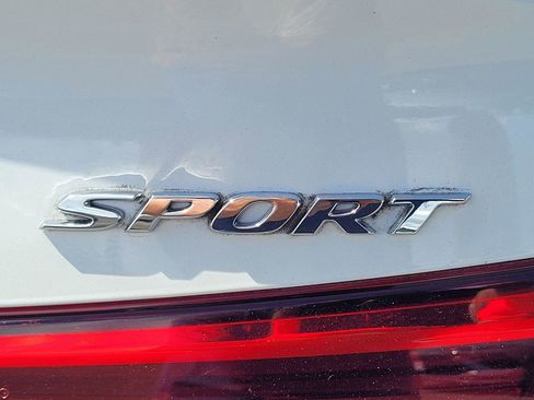 Used 2023 Honda Civic Sport image 12