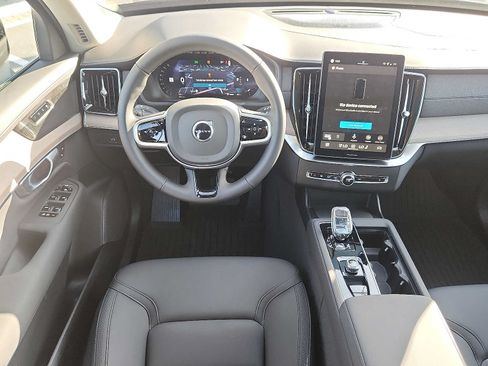 Used 2026 Volvo XC90 B6 Plus w/ Protection Package Premier AWD/4WD image 11