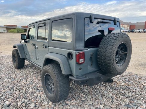 Used 2014 Jeep Wrangler Unlimited Sport w/ Quick Order Package 24S AWD/4WD image 3