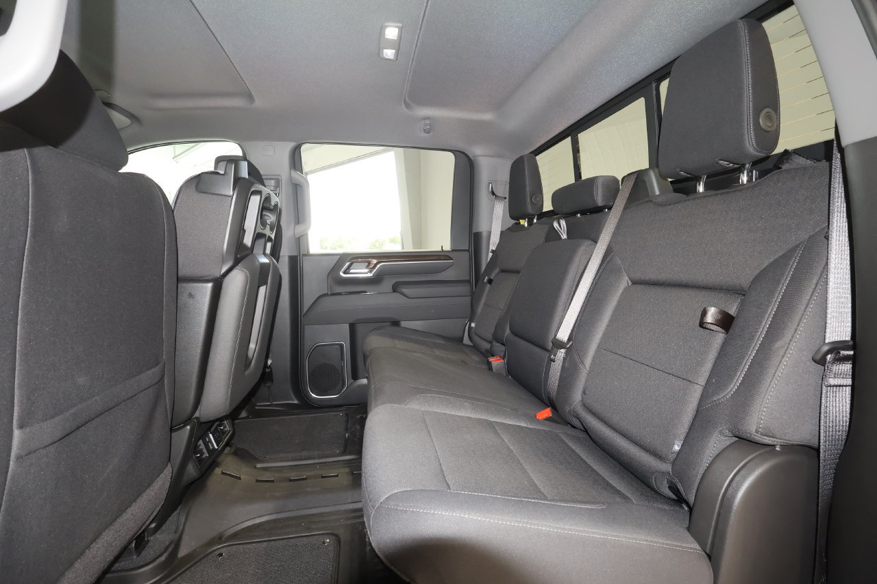 Used 2026 GMC Sierra 2500 SLE w/ SLE Value Package; AWD/4WD image 23