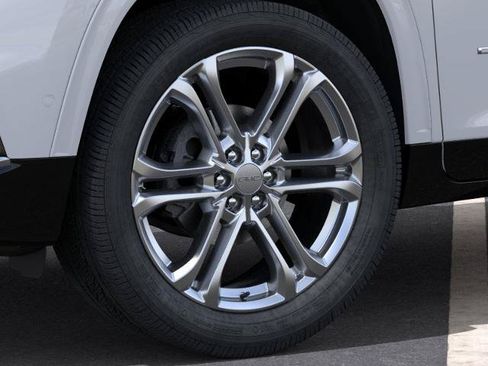 New 2027 GMC Acadia Denali FWD image 9