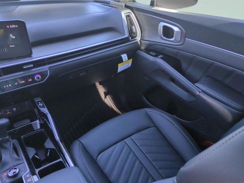 New 2026 Kia Sportage EX image 17