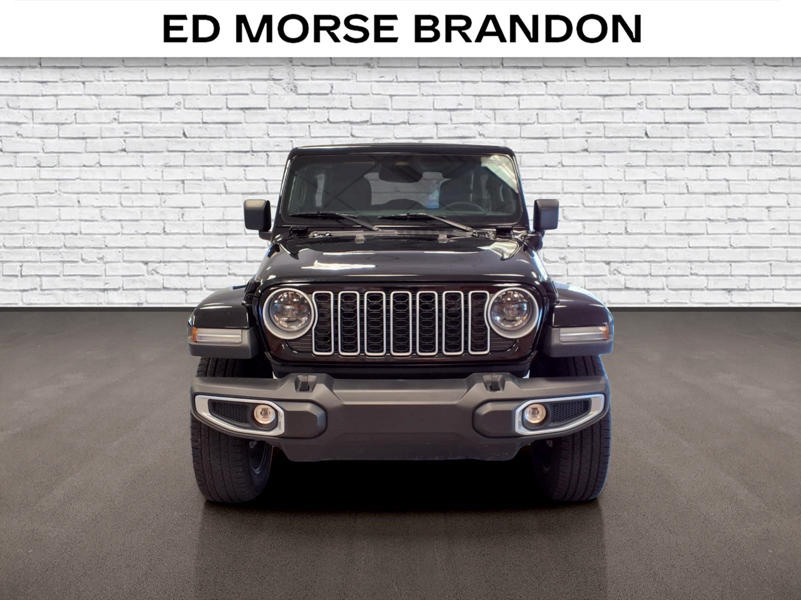 Used 2025 Jeep Wrangler Unlimited Sahara w/ Safety Group AWD/4WD image 7