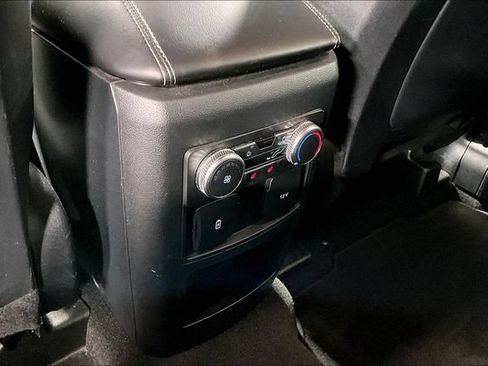 Used 2020 Ford Explorer XLT w/ Equipment Group 202A AWD/4WD image 11