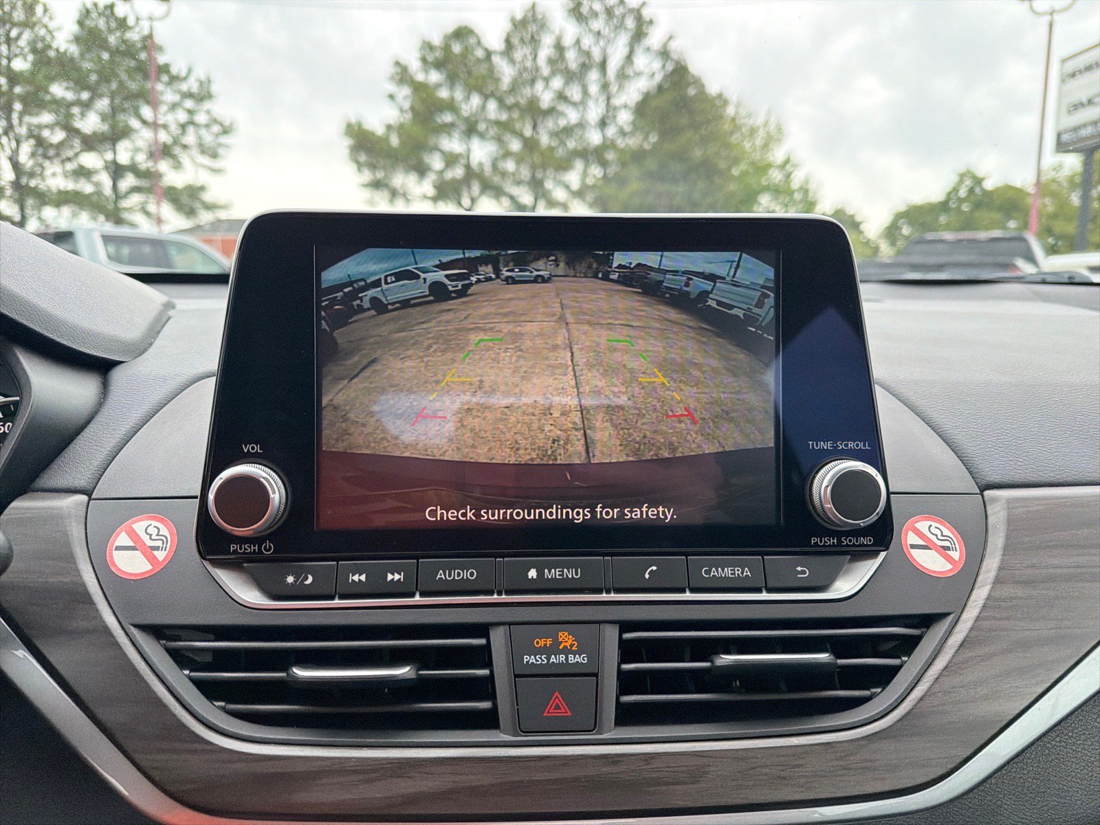 Used 2025 Nissan Altima 2.5 SV FWD image 20