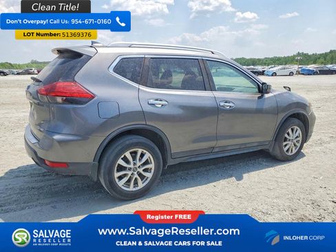 Used 2017 Nissan Rogue SV w/ SV Family Package AWD/4WD image 4
