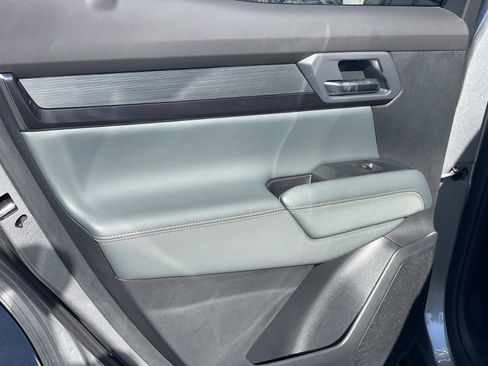 New 2026 GMC Terrain AT4 w/ Technology Package II image 23