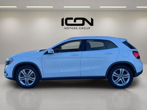 Used 2019 Mercedes-Benz GLA 250 4MATIC image 2