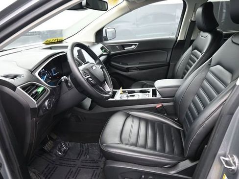 Used 2021 Ford Edge SEL w/ Convenience Package FWD image 17